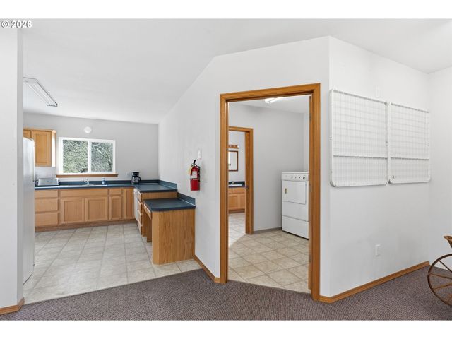 957 W STATE ROUTE 4, Cathlamet, WA 98612