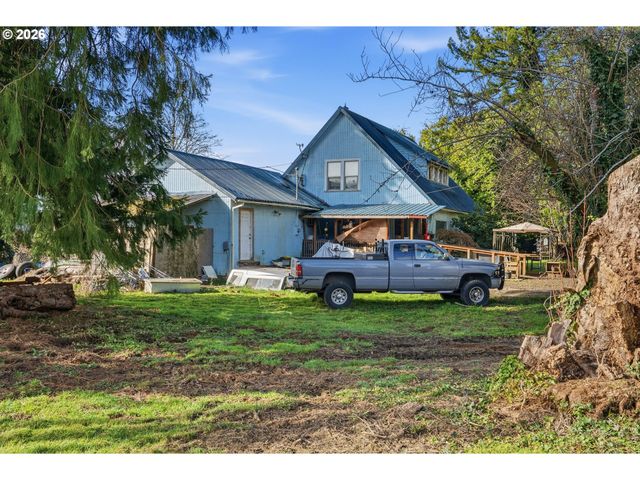 957 W STATE ROUTE 4, Cathlamet, WA 98612