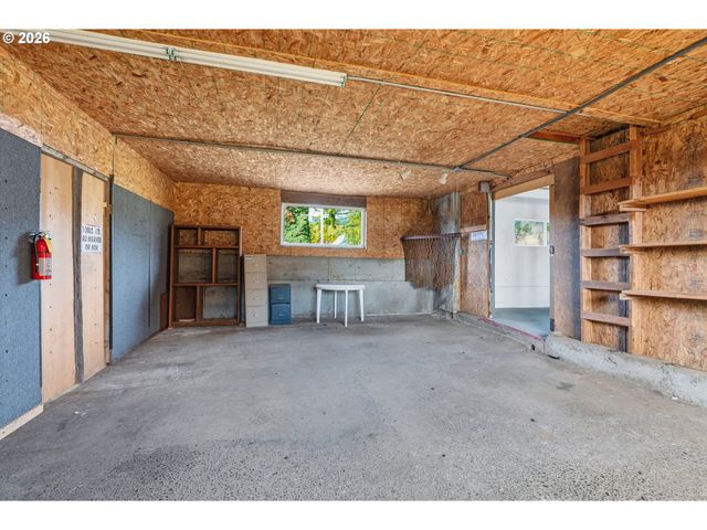 957 W STATE ROUTE 4, Cathlamet, WA 98612