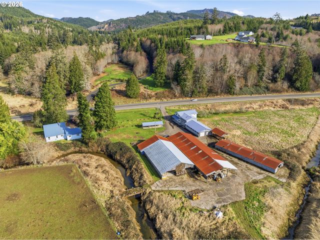 957 W STATE ROUTE 4, Cathlamet, WA 98612