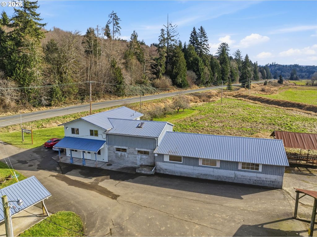 957 W STATE ROUTE 4, Cathlamet, WA 98612