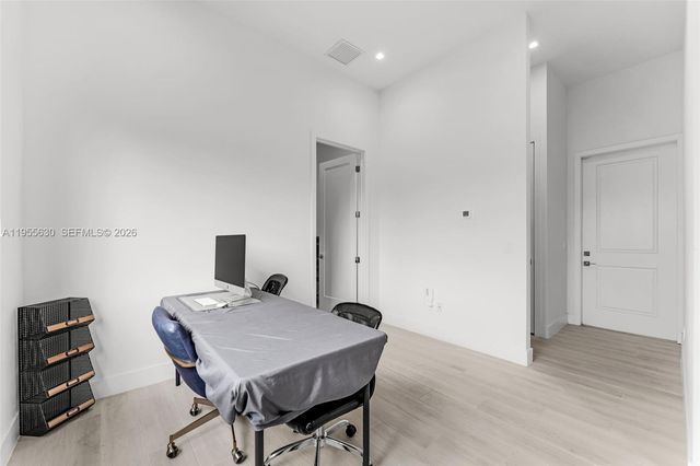 4950 SW 158th Ave, Southwest Ranches, FL 33331