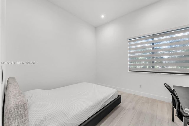 4950 SW 158th Ave, Southwest Ranches, FL 33331