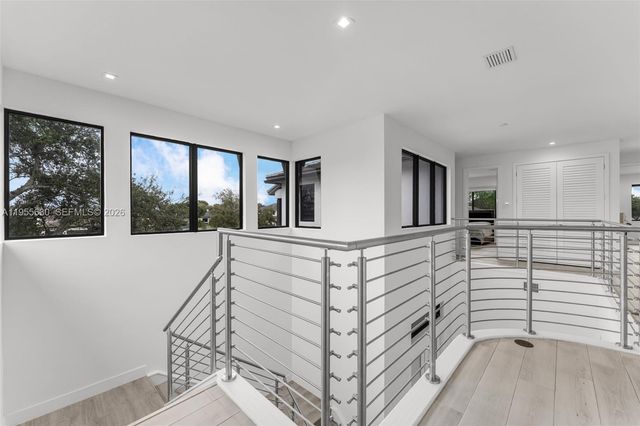 4950 SW 158th Ave, Southwest Ranches, FL 33331