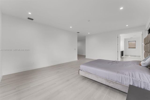 4950 SW 158th Ave, Southwest Ranches, FL 33331