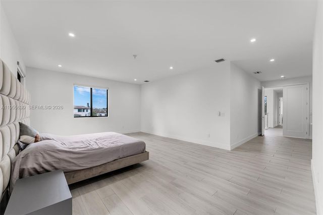 4950 SW 158th Ave, Southwest Ranches, FL 33331