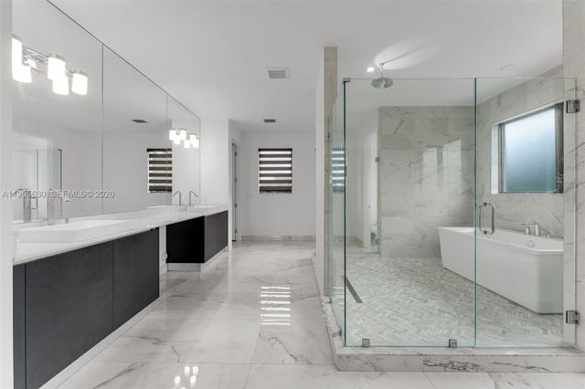 4950 SW 158th Ave, Southwest Ranches, FL 33331