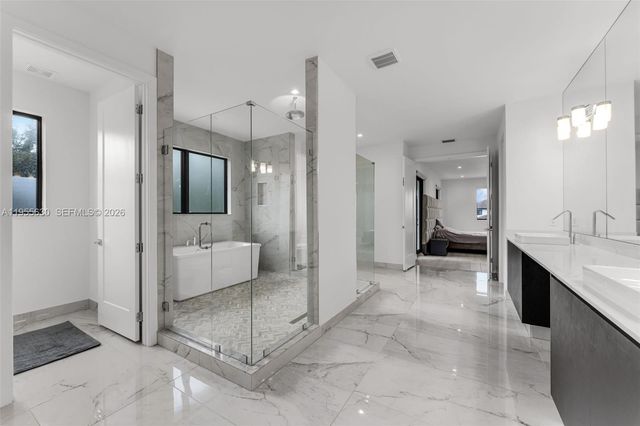 4950 SW 158th Ave, Southwest Ranches, FL 33331