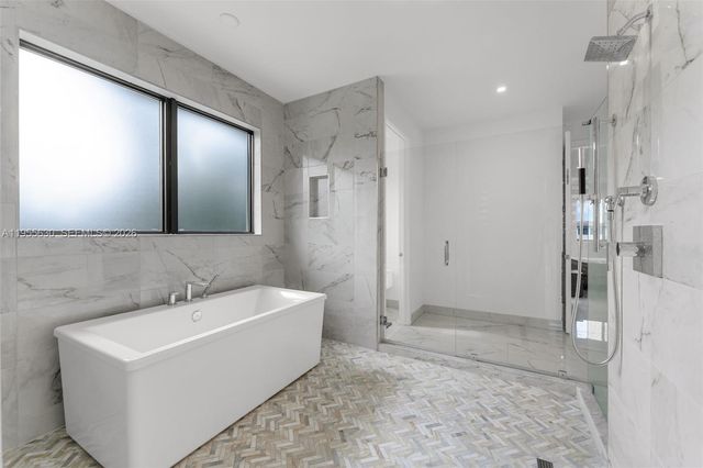 4950 SW 158th Ave, Southwest Ranches, FL 33331