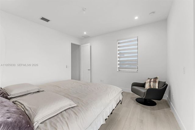 4950 SW 158th Ave, Southwest Ranches, FL 33331