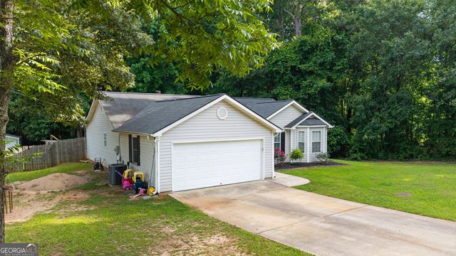 1010 Colvin Drive, Locust Grove, GA 30248