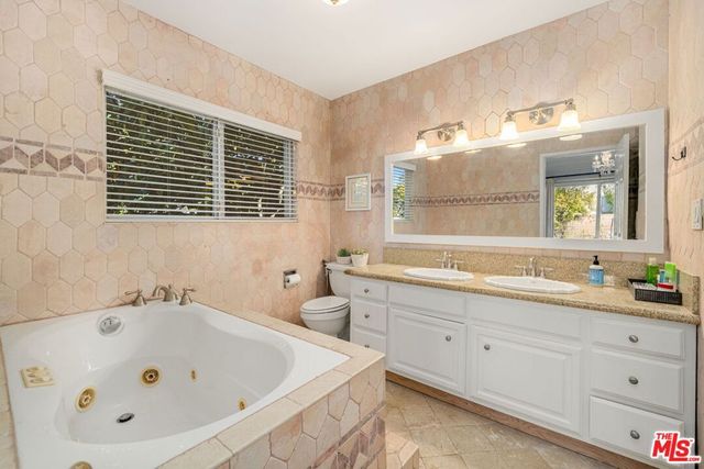 23001 Lita Place, Woodland Hills, CA 91364