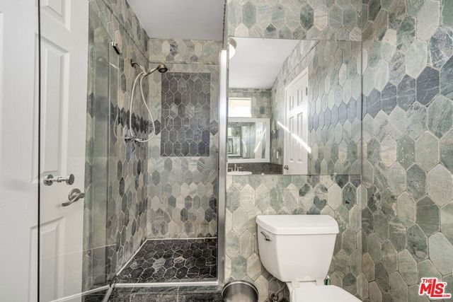 23001 Lita Place, Woodland Hills, CA 91364