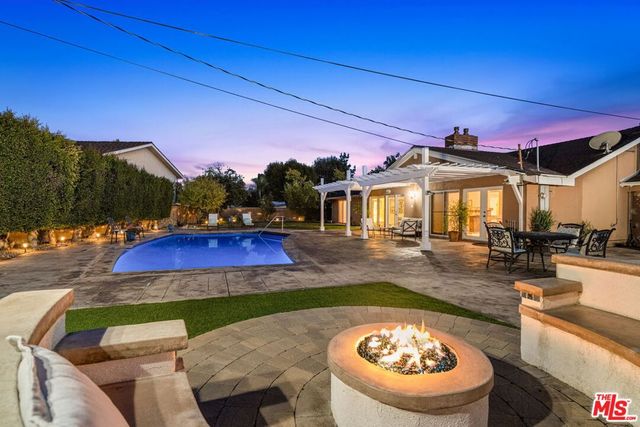 23001 Lita Place, Woodland Hills, CA 91364