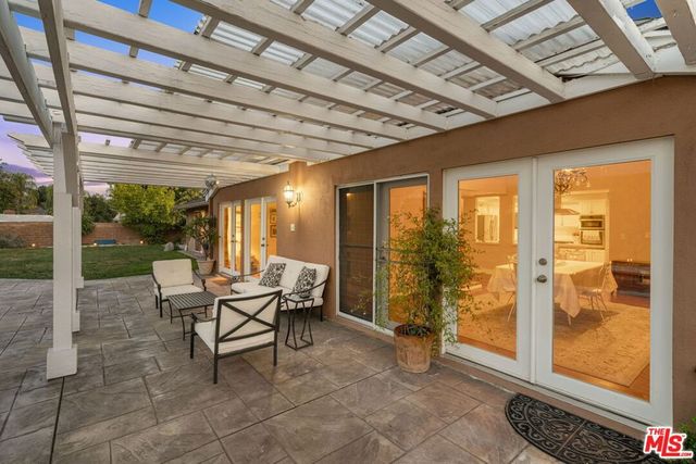 23001 Lita Place, Woodland Hills, CA 91364