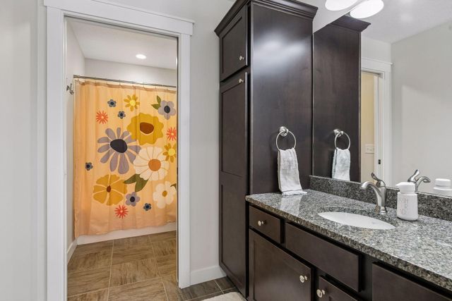 300 Lindsay Road, Hudson, WI 54016