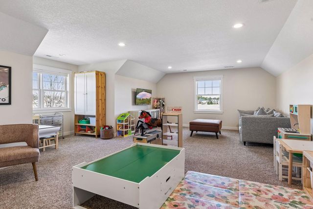 300 Lindsay Road, Hudson, WI 54016