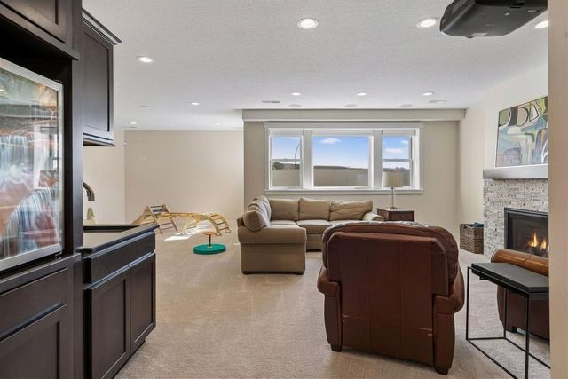 300 Lindsay Road, Hudson, WI 54016