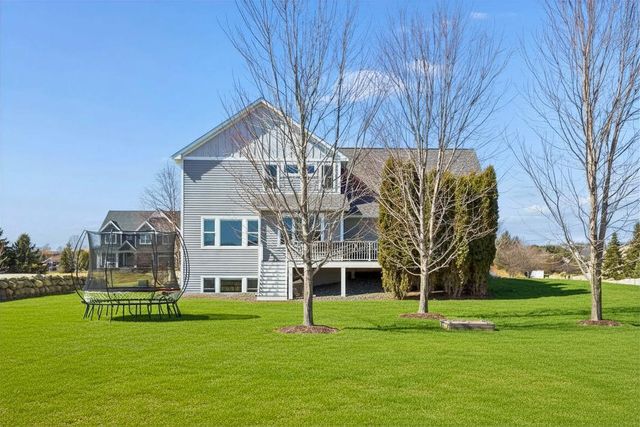 300 Lindsay Road, Hudson, WI 54016