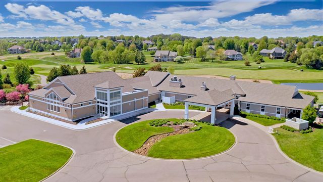 300 Lindsay Road, Hudson, WI 54016