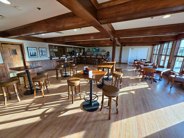 300 Lindsay Road, Hudson, WI 54016