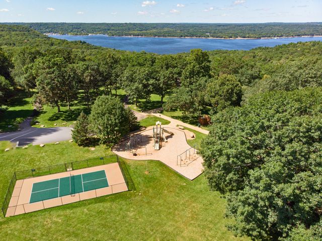 300 Lindsay Road, Hudson, WI 54016