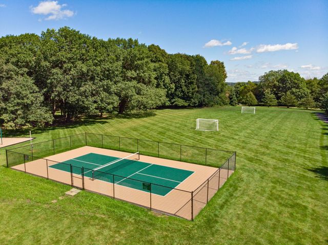 300 Lindsay Road, Hudson, WI 54016