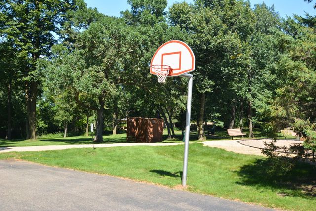 300 Lindsay Road, Hudson, WI 54016