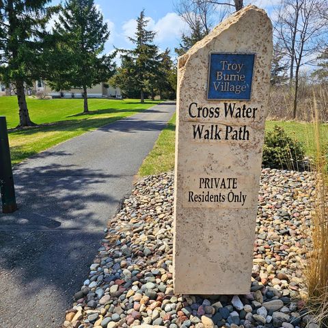 300 Lindsay Road, Hudson, WI 54016