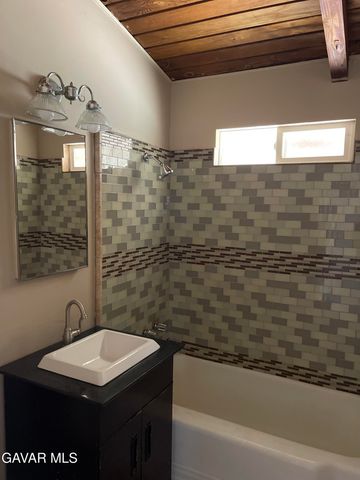 1110 W Avenue P14 Drive, Palmdale, CA 93551
