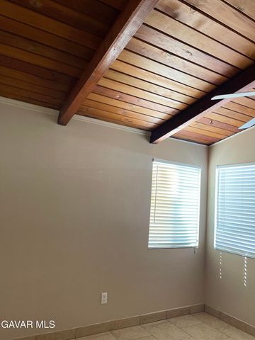 1110 W Avenue P14 Drive, Palmdale, CA 93551