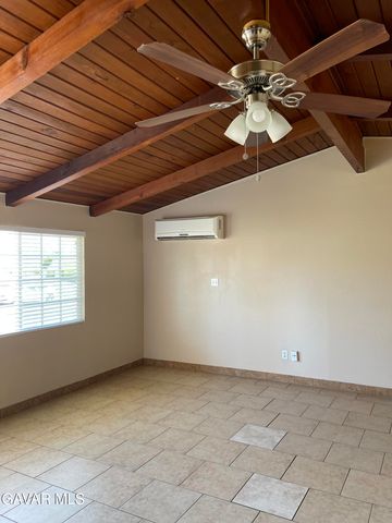 1110 W Avenue P14 Drive, Palmdale, CA 93551