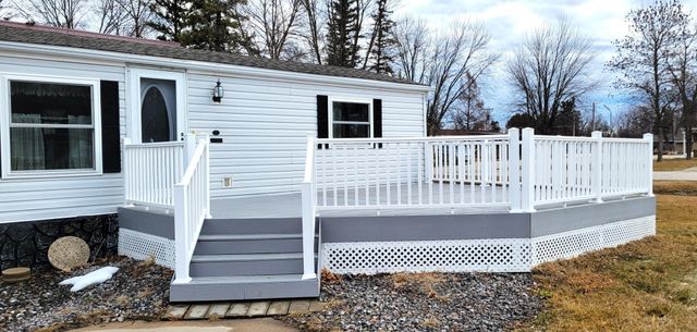 211 4th Avenue SE, Baudette, MN 56623