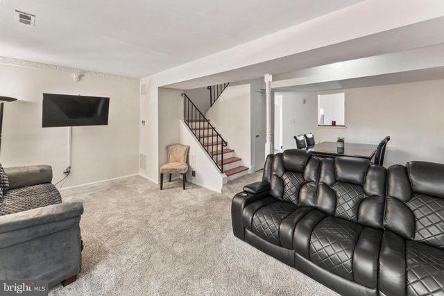 4219 GIBSON CT, Woodbridge, VA 22193