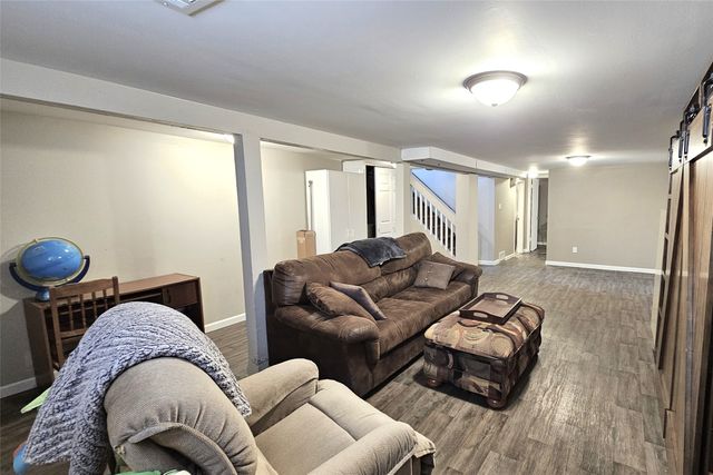 122 Gepke Parkway, Des Moines, IA 50320