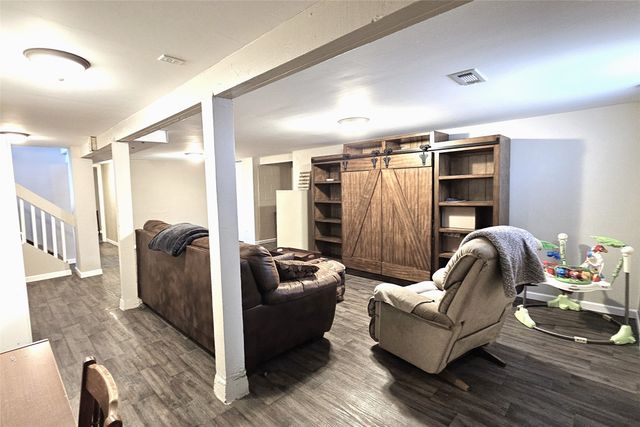 122 Gepke Parkway, Des Moines, IA 50320