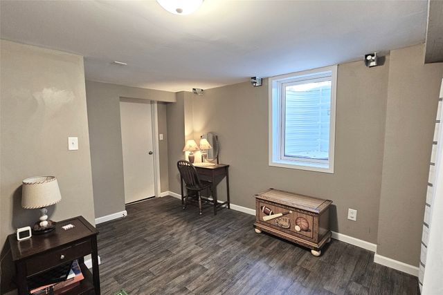 122 Gepke Parkway, Des Moines, IA 50320