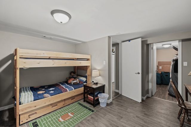 122 Gepke Parkway, Des Moines, IA 50320