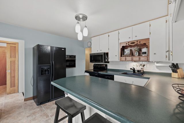 122 Gepke Parkway, Des Moines, IA 50320