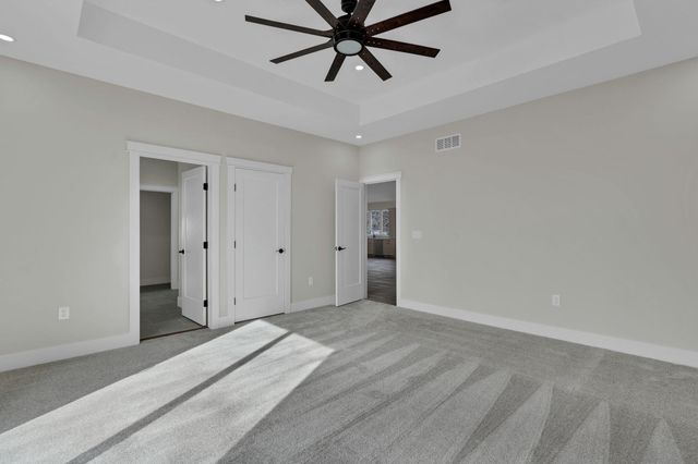 7215 E Ayesbury, Wichita, KS 67226