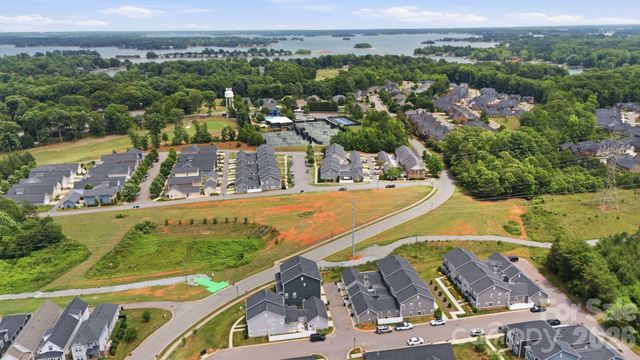 2176 Moss Meadow Lane, Denver, NC 28037