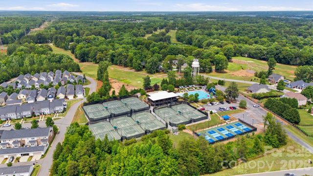 2176 Moss Meadow Lane, Denver, NC 28037
