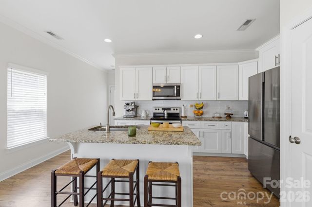 2176 Moss Meadow Lane, Denver, NC 28037