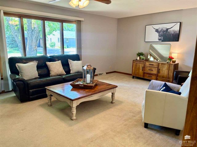 1507 N Campbell, Abilene, KS 67410