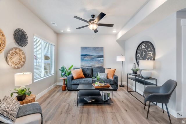 7206 W LARA LEIGH LN, Magna, UT 84044