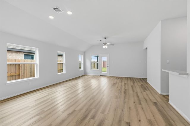 523 Selaura Street, Rosenberg, TX 77471