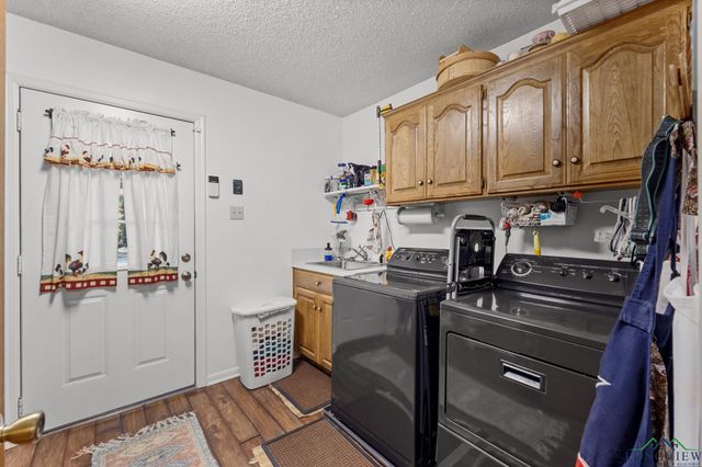 122 Mont Hall Road, Hallsville, TX 75650