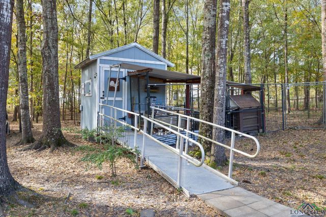 122 Mont Hall Road, Hallsville, TX 75650