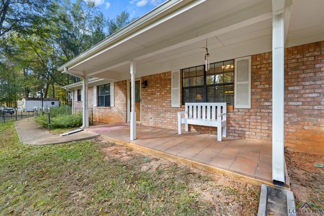 122 Mont Hall Road, Hallsville, TX 75650