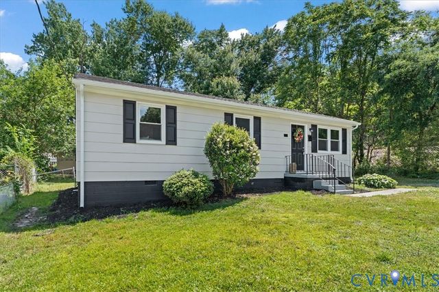 1530 Stark St, Petersburg, VA 23803